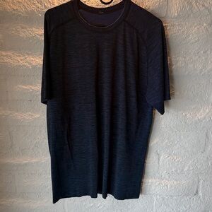 XL Lululemon Navy Blue Men's Short Sleeve Tee